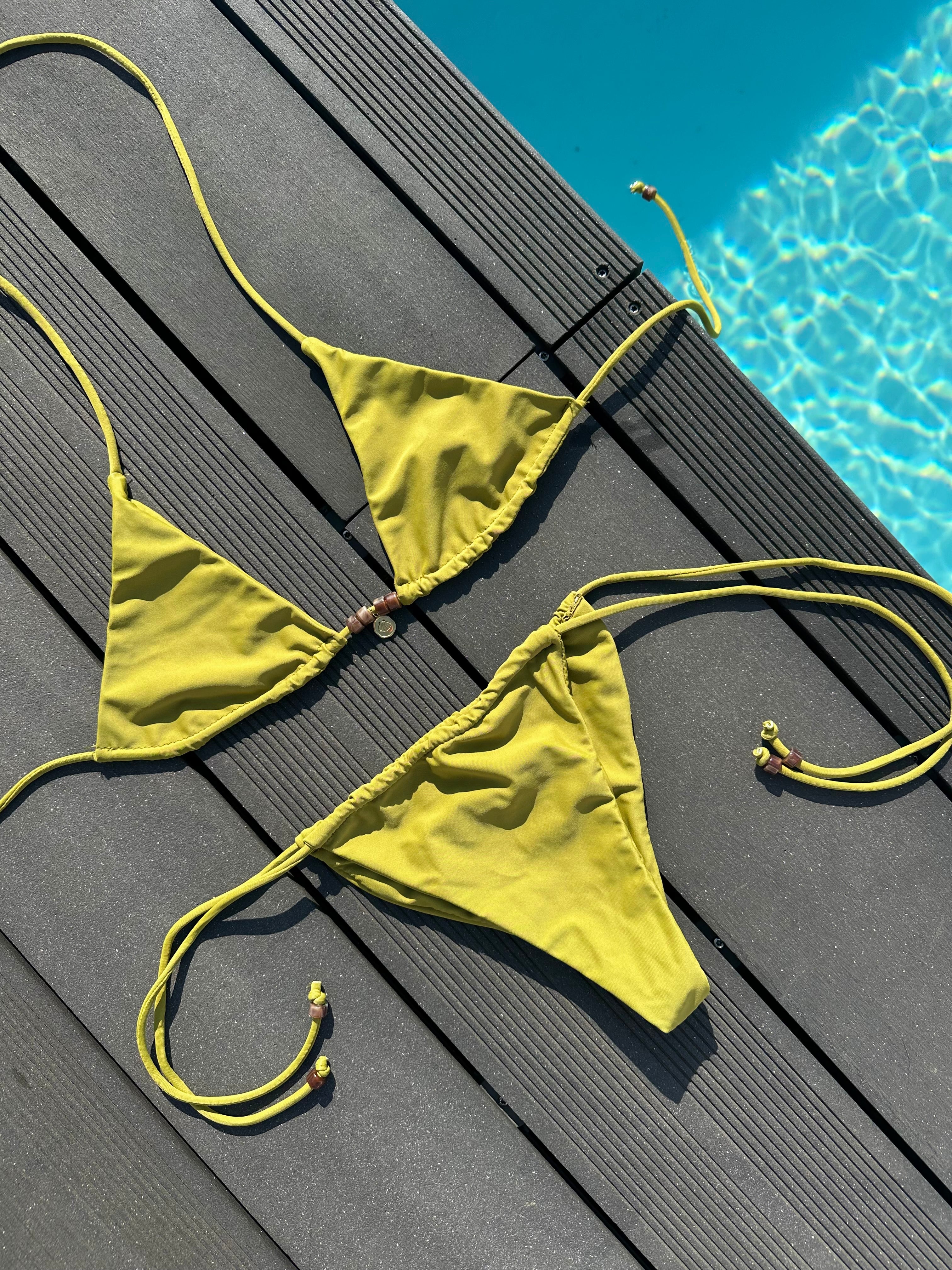 Haut triangle - Agathe